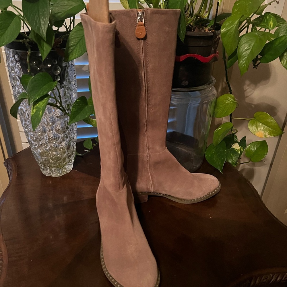 Kenneth Cole Riding Style Boots